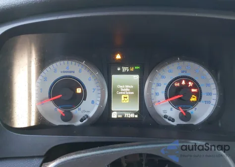 2018 Toyota Sienna Se 8 Passenger z USA, uszkodzony, nr VIN 5TDXZ3DC1JS940252